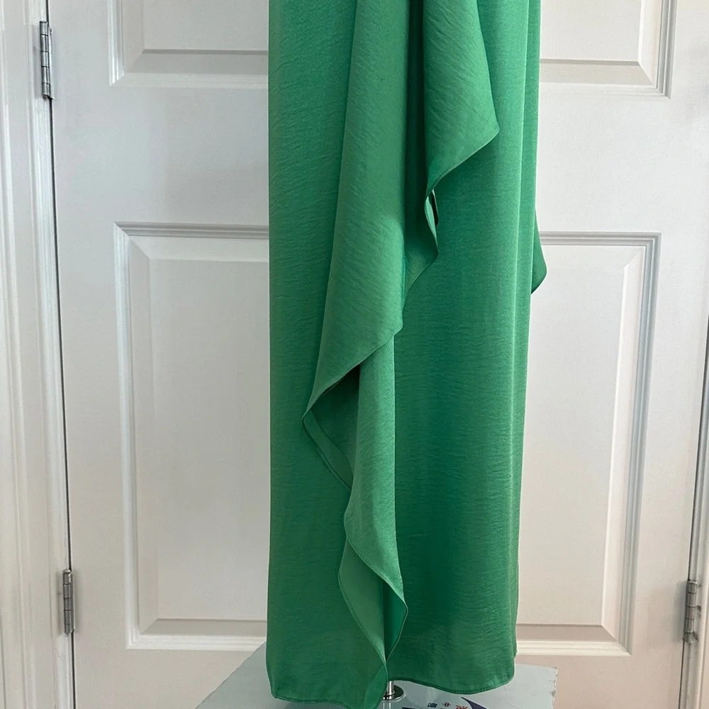BCBGMaxAzria Carie Kelly Green Drape Bateau Wedding Guest Prom Dress Size S-M-L - Picture 9 of 15